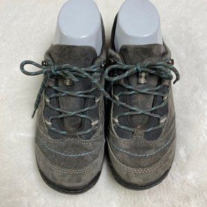 Earth Origins Kamryn Weather Proof Suede Hiking Shoes, size 6